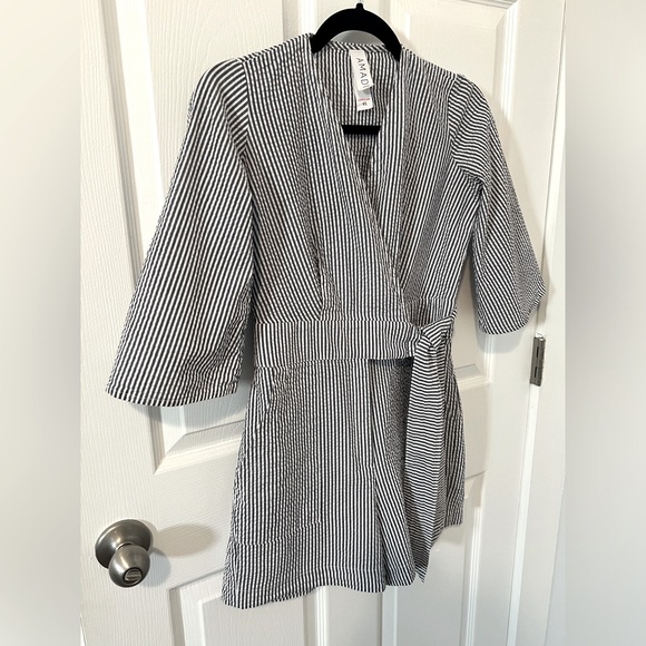 Anthropologie Amadi Striped Cotton Short Romper Faux Wrap Flare Sleeves Size XS - Picture 7 of 11